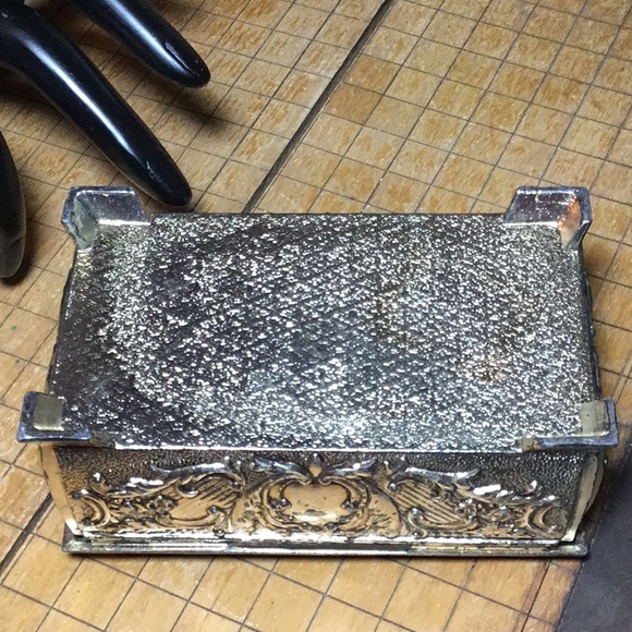 Vibrant Enameled Floral Scroll Metal Jewelry Box Midcentury Japan 4.25”Lx3”W EVC - Picture 8 of 10